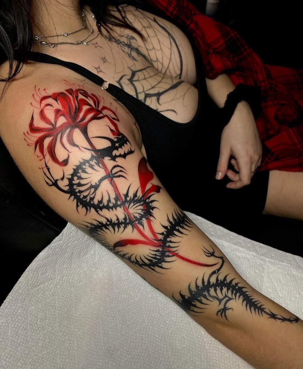 blasted_tattoos's tweet photo. Looking to start your next piece?
Stop by and talk to us. We have Artist that specialize in a Variety of styles.
Let's set your next Piercing or Tattoo.
Y'all make sure to stop by!
Don't get Caught Naked!!!
📍107 N Main St, Mansfield, Tx
☎️(469) 769-2086 https://t.co/ziv6zl8WAW