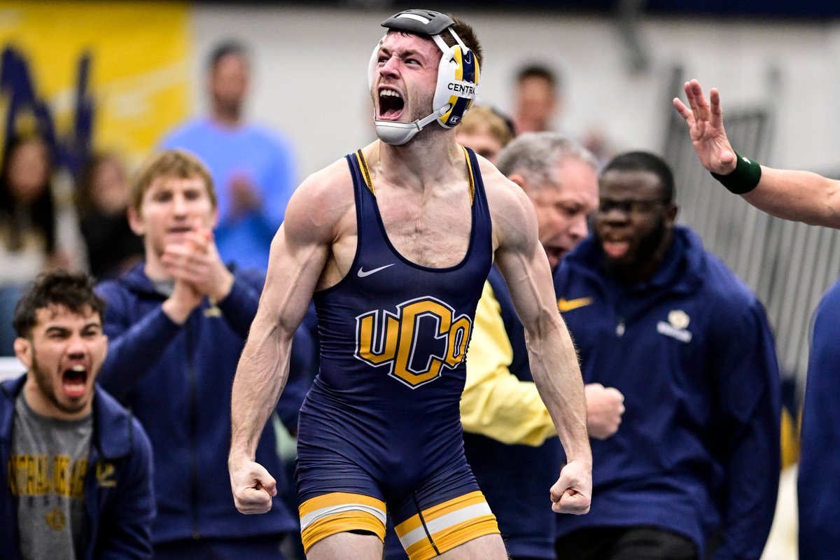 ucoathletics's tweet photo. 𝓐𝓵𝓵-𝓐𝓶𝓮𝓻𝓲𝓬𝓪𝓷 ✅ See you Saturday morning in the semifinals, Peter Rolle!

@UcoWrestling x #RolleChos https://t.co/Mejq0H3kIk