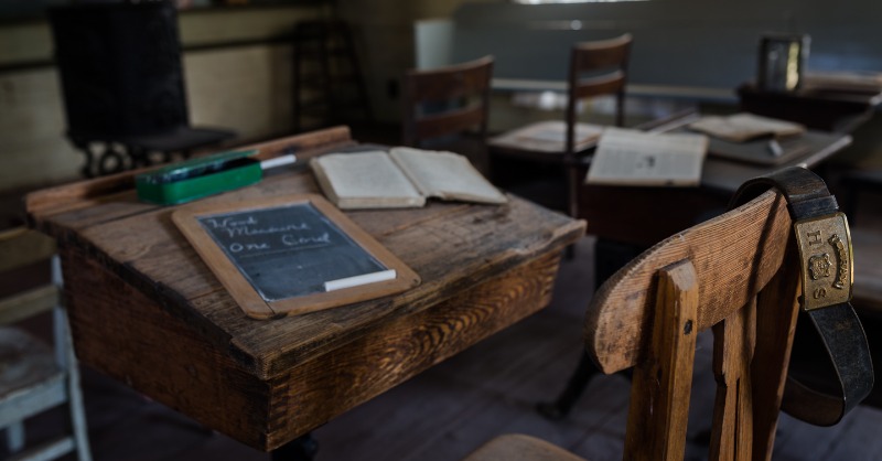 📚🌟 Calling all homeschool families! Join us for Homeschool Week March 17th- 22nd. We're offering exclusive rates of $10 per student (Grades K-12) and $16 per adult. Reservations are recommended and can be made online at luraycaverns.com/events/homesch… #school #homeschool #educate