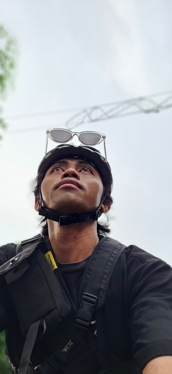 chasterfixie's tweet image. Close up ketika ngabuburide, nahan haus, gak tahan sby panass!! Bgt