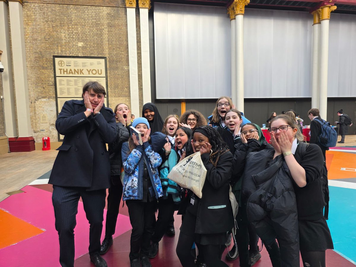 Hornsey School tweet media