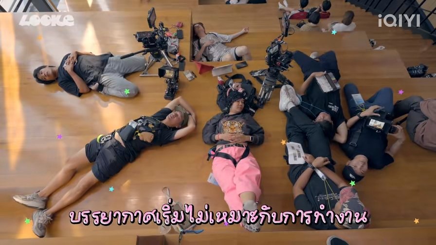 JHXMYZ's tweet photo. Geldoysแม่งเนื้อเรื่องก็สนุก นักแสดงดี ภาพดี เบื้องหลังดีสุดเพราะคุณตะวันวาดหล่อเกิน555555 พึ่งมาเก็บเบื้องหลังep.ล่าสุดอีกรอบ พึ่งพบว่ามีแม่หยัวในนี้ด้วย5555555 พี่ตั้งนอนดีๆเราเป็นดารา5555
#GELBOYSสถานะกั๊กใจEP5 https://t.co/uoFp4uJmaH