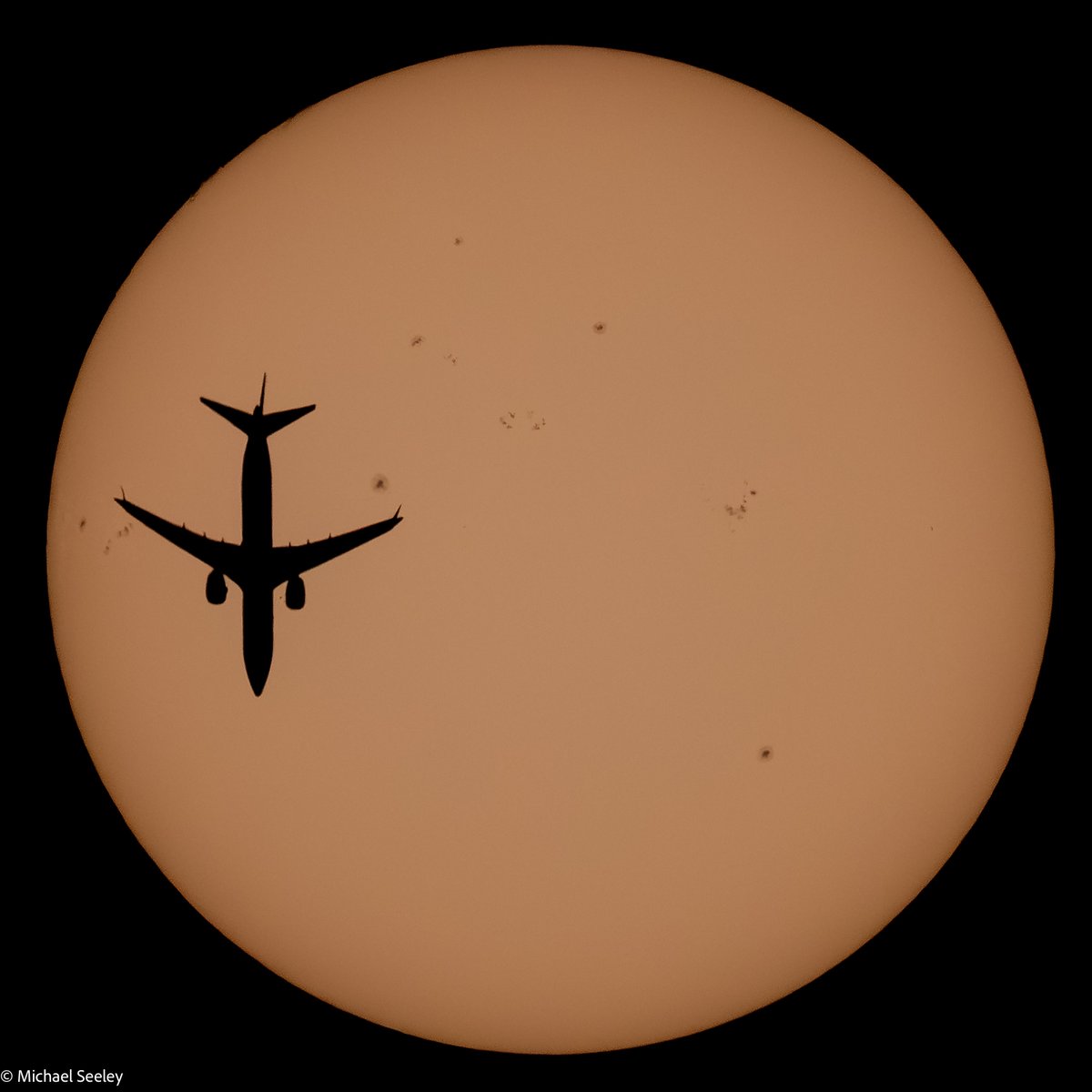Michael Seeley (@mike_seeley) on Twitter photo Solar eclipse (of sorts): That's <a href="/united/">United Airlines</a> flight 1674 passing in front of the Sun Friday over the Space Coast of Florida.
The Boeing 737 MAX 9 (reg N77573) was traveling from Chicago (ORD) to Oranjestad (AUA) @ 35k ft & 521 kts.
(š·: me, flight data by <a href="/flightradar24/">Flightradar24</a>) Solar eclipse (of sorts): That's <a href="/united/">United Airlines</a> flight 1674 passing in front of the Sun Friday over the Space Coast of Florida.
The Boeing 737 MAX 9 (reg N77573) was traveling from Chicago (ORD) to Oranjestad (AUA) @ 35k ft & 521 kts.
(š·: me, flight data by <a href="/flightradar24/">Flightradar24</a>)