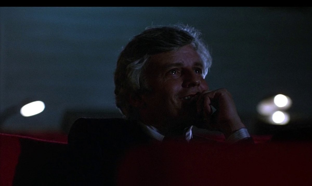 TheCinesthetic's tweet photo. Cinema Paradiso (1988) dir. Giuseppe Tornatore https://t.co/2aAcgHQnws