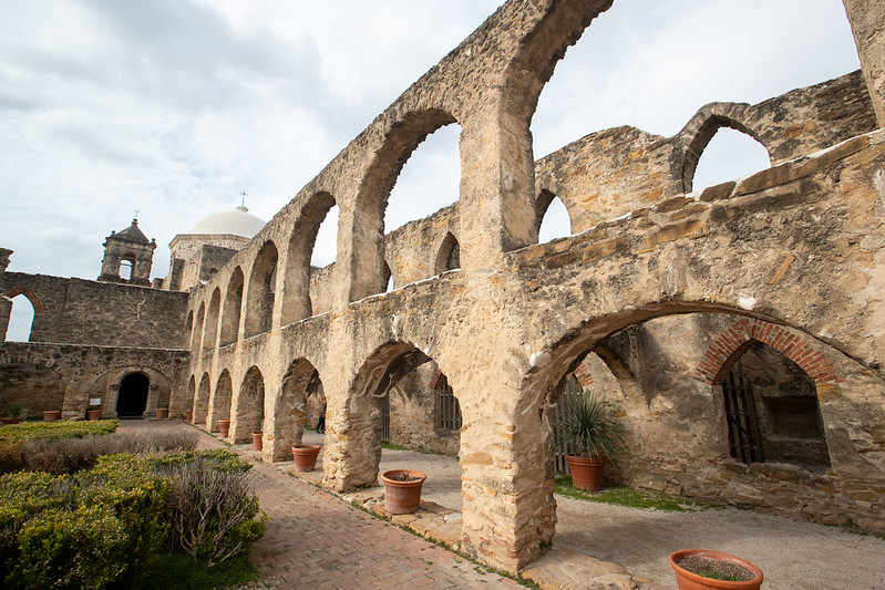 filmsanantonio's tweet photo. San Antonio is a treasure trove of locations: urban, rural, historic, contemporary, artistic and industrial.
#FilmSanAntonio #FilmSA #Locations #LocationsManager #LMGI #FilmFriendly
Check out our Locations Gallery for inspiration for your next project: https://t.co/sgoWXCSBGv https://t.co/gnHrDE6tWX