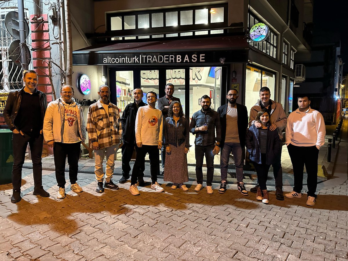KriptoCuma (@kriptocuma) on Twitter photo 📸 #KriptoCuma pozumuz bu hafta da sizlerle🤞 📸 #KriptoCuma pozumuz bu hafta da sizlerle🤞