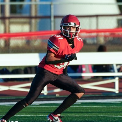Timothy “EDGYTIM” OHalloran (@edgytim) on Twitter photo Brand New: Meet <a href="/CoachDanMcGuire/">Dan McGuire</a>
Yorkville 2027 DB <a href="/NickValFootball/">Nicolas Valdovinos</a>
Nicolas Valdovinos who is a name to watch and is also our prospect of the day
edgytim.rivals.com/news/meet-2027… Brand New: Meet <a href="/CoachDanMcGuire/">Dan McGuire</a>
Yorkville 2027 DB <a href="/NickValFootball/">Nicolas Valdovinos</a>
Nicolas Valdovinos who is a name to watch and is also our prospect of the day
edgytim.rivals.com/news/meet-2027…