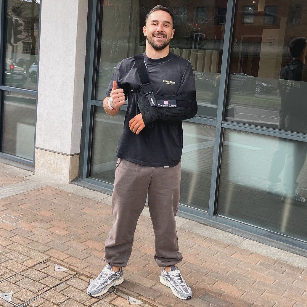 RL rollercoaster continues ... OP ✅ completely ruptured my Pec off the bone in the game on Saturday 🙃 

Unbelievably frustrating! ... But just paves the way for another comeback I suppose 🤷🏻‍♂️