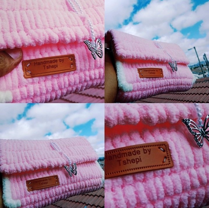 TshepyMo's tweet image. Hey guys i&apos;m asking for your support, I make and sell crotchet handbags for R300 and R350