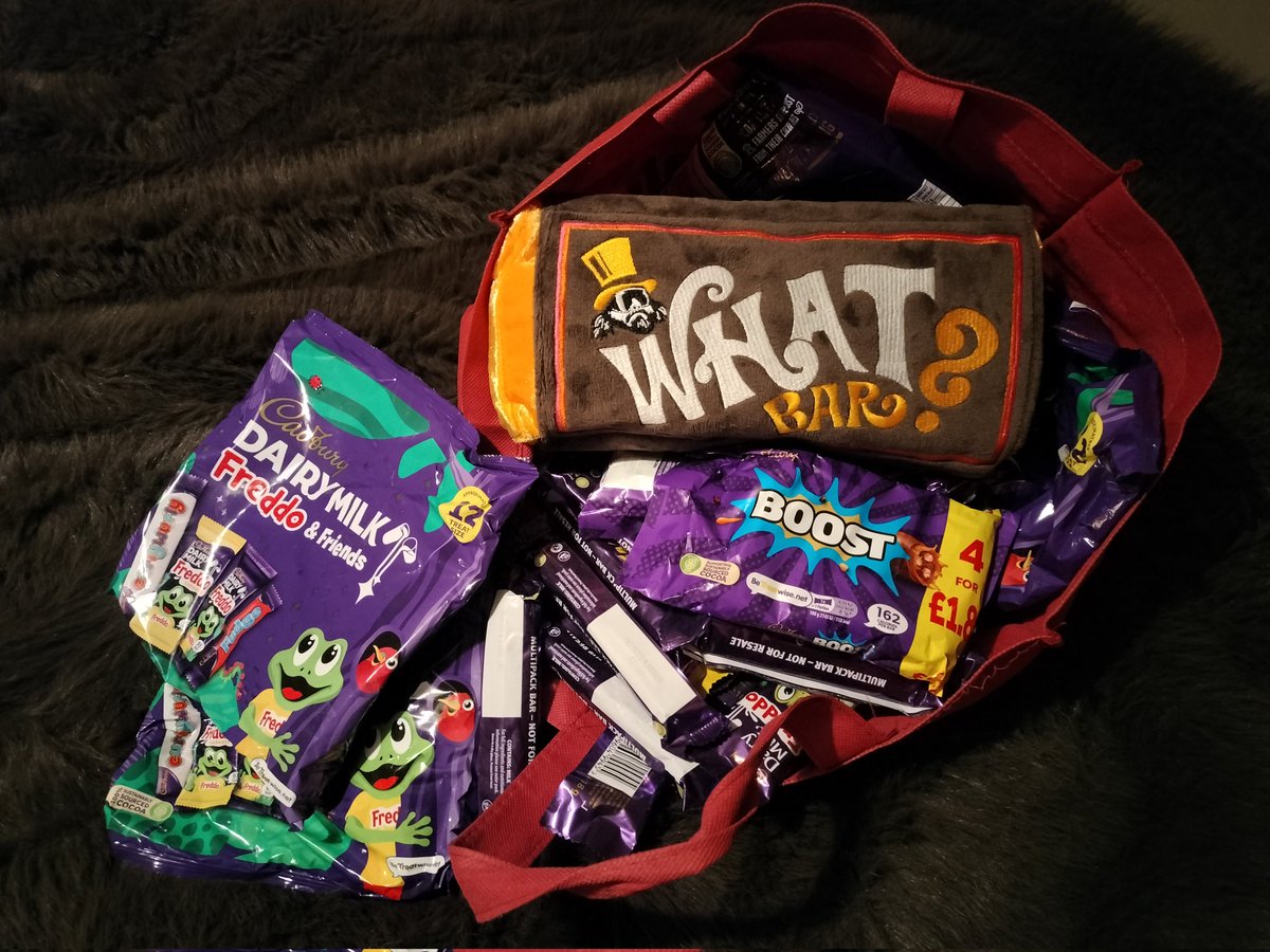 Tray__c's tweet image. Got my @OSWreview plush but I lost it in a bag of chocolate...