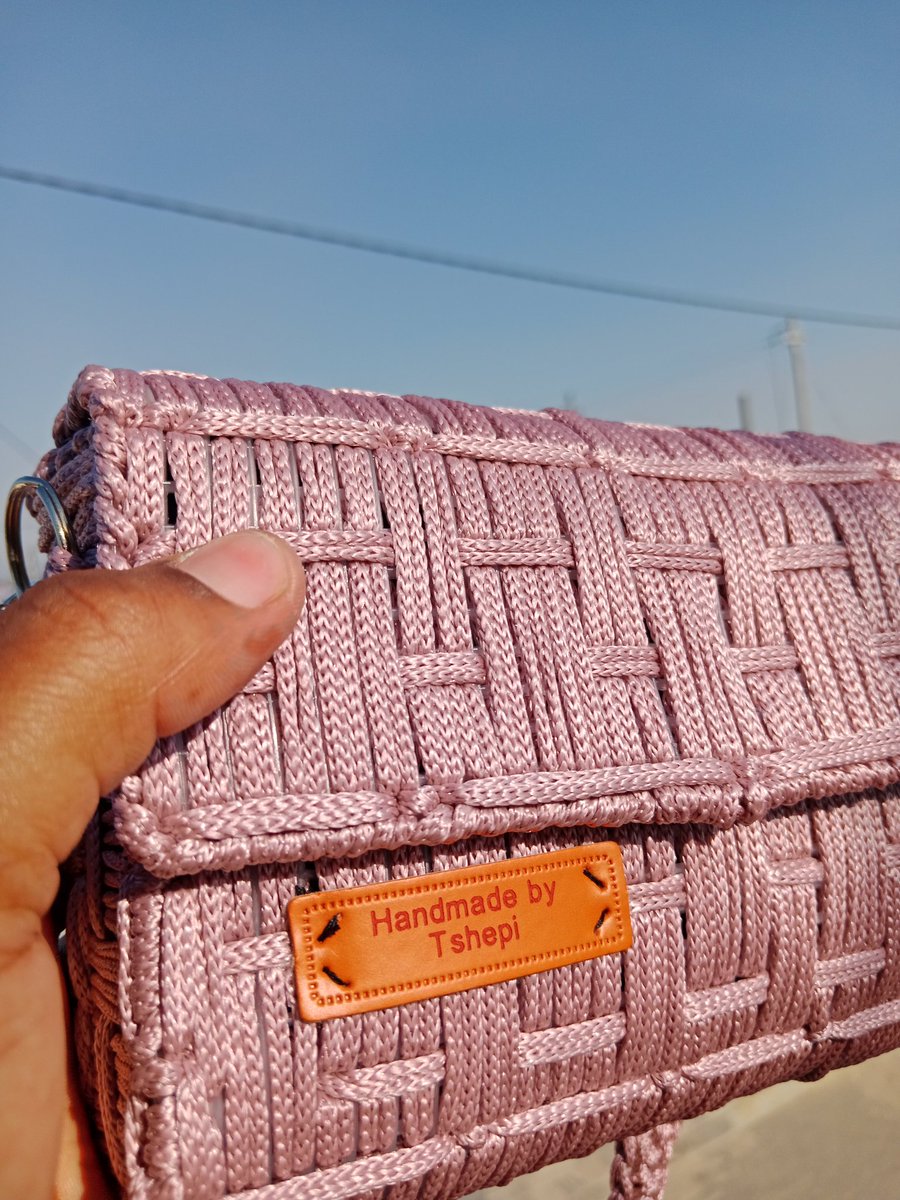 TshepyMo's tweet image. Hey guys i&apos;m asking for your support, I make and sell crotchet handbags for R300 and R350