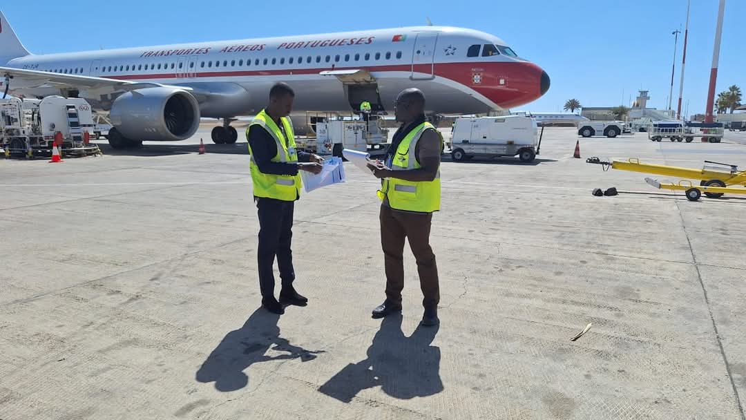 meteosenegal's tweet photo. Pourquoi des inspections de l’ANACIM à l’aéroport international Amilcar Cabral du Cap-Vert ?

La réponse sur notre site d’infos :

https://t.co/dtPZ9zLFrP

#anacim
#TransAIR
#FlyAirSenegal
#amilcarcabralairport https://t.co/IwH0aAfNVZ