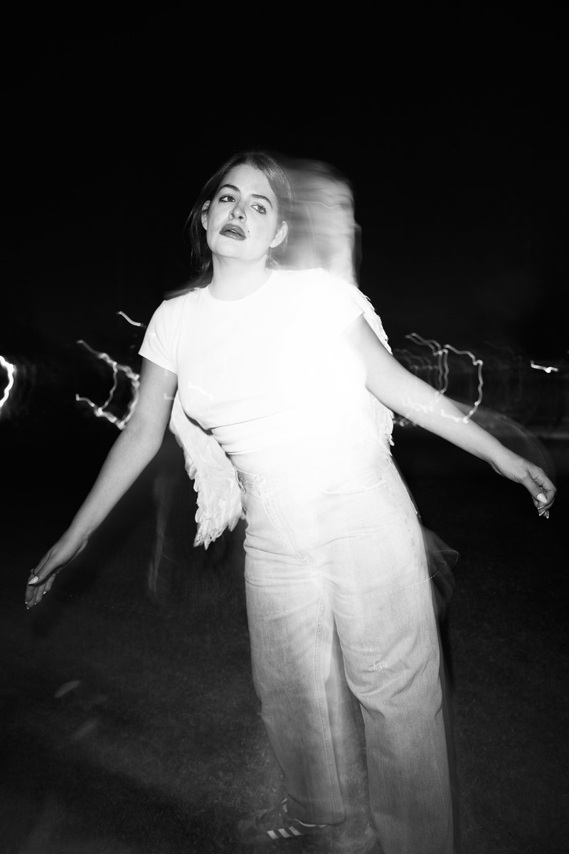 MomAndPopMusic's tweet photo. @IndyYelich's debut Mom + Pop single "Savior" is out now everywhere 💫

"Savior" is a raw and honest breakdown of an unraveling relationship which came to a turbulent end. https://t.co/q4C05kOeBv