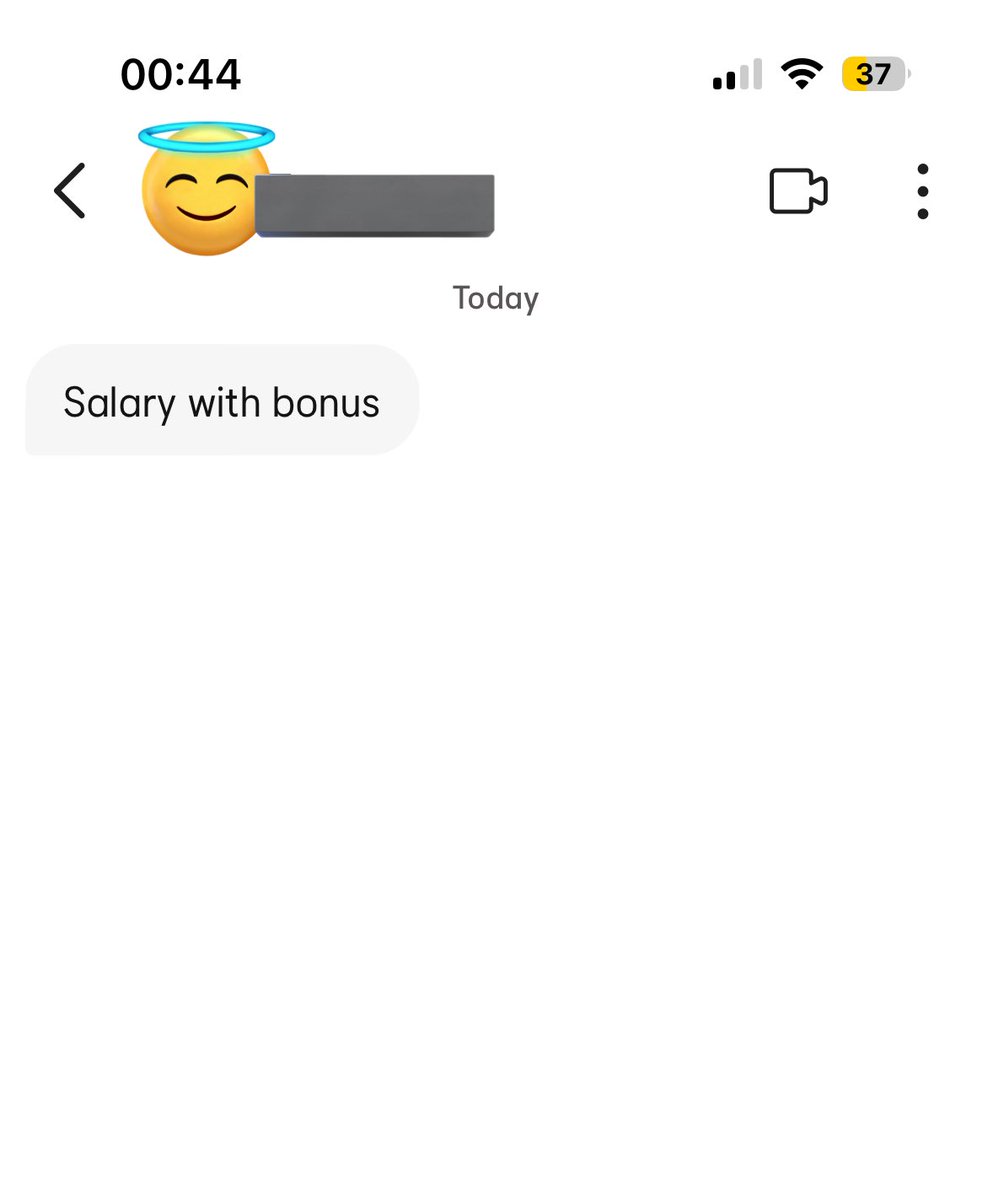 sreshthx's tweet photo. crazy opening message #Unmatch https://t.co/ADuYmkqVmG