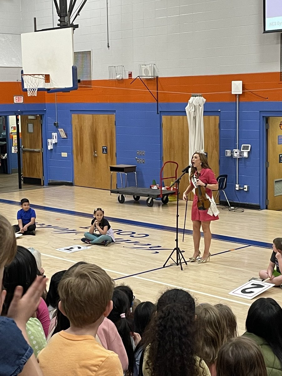 GraceLearning's tweet image. Miss Kentucky! @NatcherElem