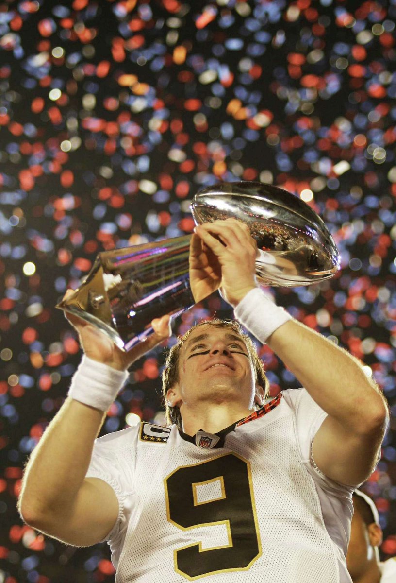 19 YEARS AGO TODAY: THE GREATEST SIGNING IN #NFL FREE AGENCY.

THE #SAINTS SIGNED FREE AGENT QB DREW BREES.

• 13x Pro Bowler 
• Super Bowl champion
• Super Bowl MVP
• 2x NFL offensive player of the year
• 6x completion percentage leader
• 7x passing yards leader
• 67.7