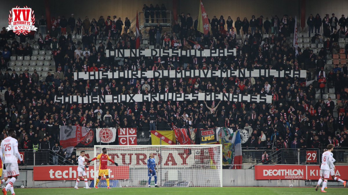 Face aux menaces de dissolution des Magic Fans, Green Angels et Brigade Loire; le Saturday FC apporte toute sa solidarité aux groupes. 

Force aux ultras !