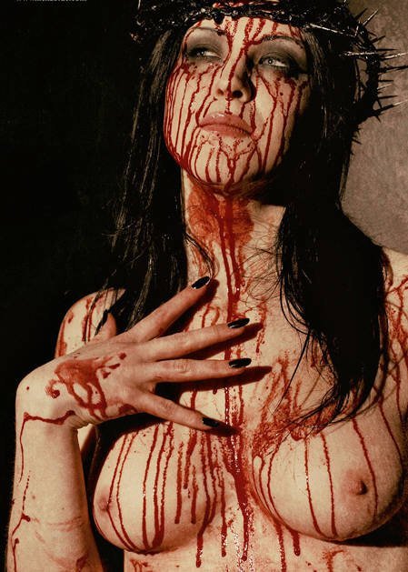 𝕳𝖔𝖗𝖗𝖔𝖗 𝖌𝖎𝖗𝖑🔪 (@deathndhorror) on Twitter photo 