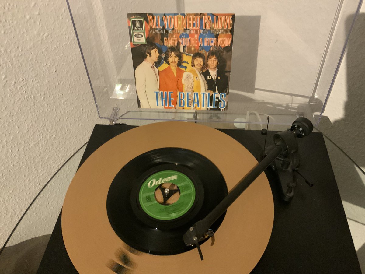 AMusikblog15440's tweet photo. The Beatles - All you need is love (1967)
#beatles #thebeatles #vinyl #vinylcommunity #vinylcollection #vinylcollector #record #recordcollection #recordcollector #vinylsingle #sixties https://t.co/lvMyIztP5P