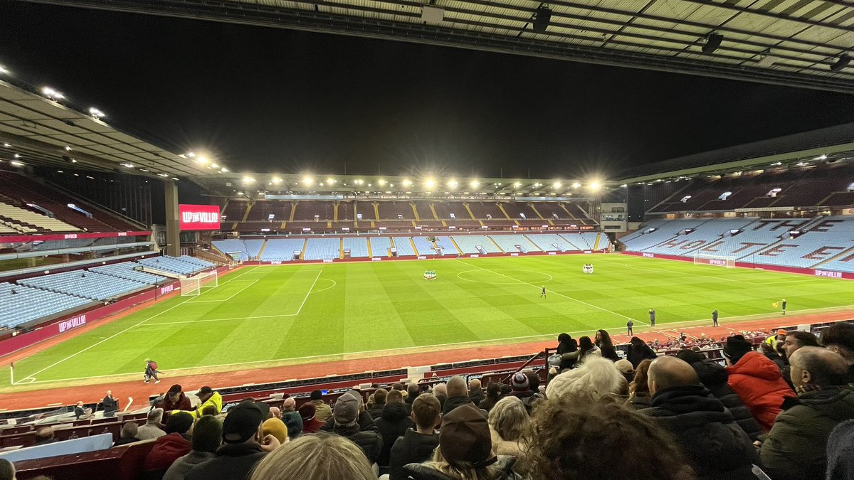 Argyle giving a good account of themselves against a decent Villa team. 1-0 down at halftime but defending well… <a href="/Argyle/">Plymouth Argyle FC</a> #pafc #FAYouthCup