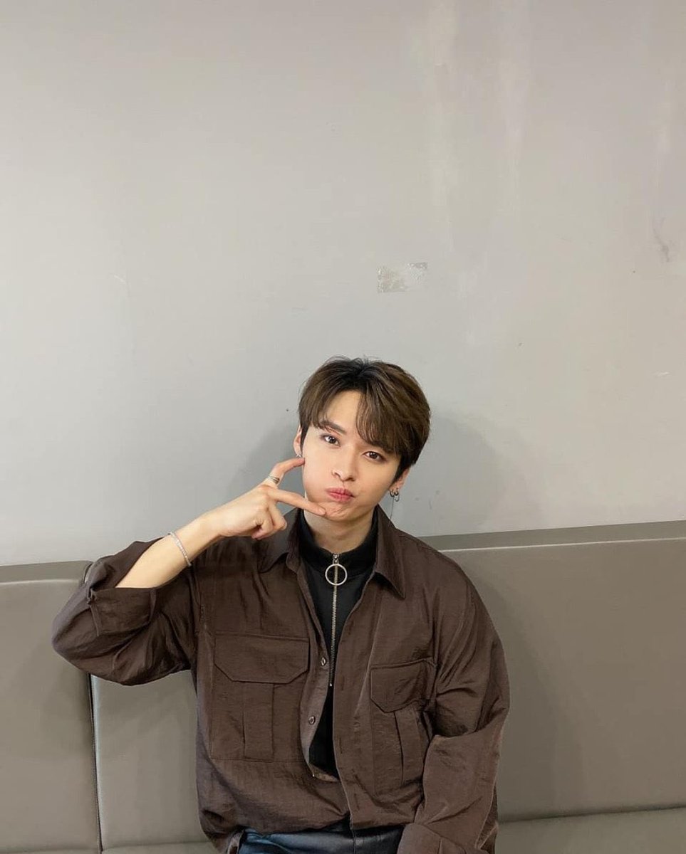 𝐞ig𝚑𝕥 𝐤𝕚ddz 𔘓𓈒࣪· 𝕚𝚗 𝕝i𝚏ē ! tweet media