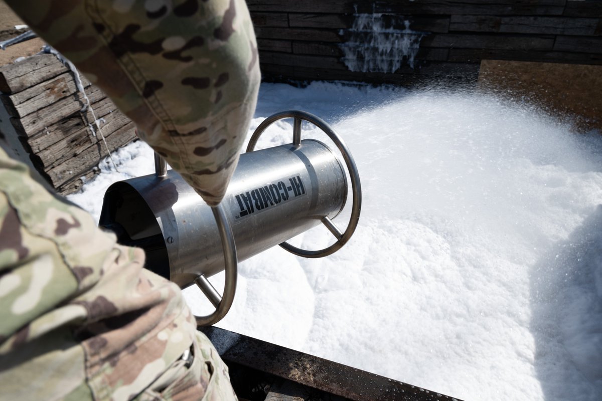 Whiteman_AFB's tweet image. HYDRA Fury
#TeamWhiteman's EOD personnel worked alongside partners from the FBI, DTRA, DoE, and Kansas Highway Patrol, to conduct a simulated weapons containment exercise. This training is critical to securing national defense assets and maintaining our #Lethality and #Readiness.