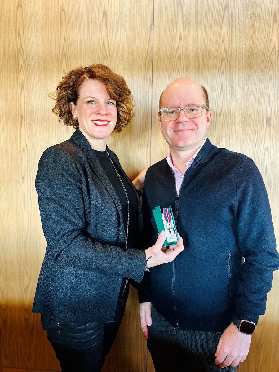 Congratulations to our Co-Founder and Chief Medical Officer Dr. Lawrence Korngut! 🎉
He received the King Charles III Coronation Medal for his "outstanding contributions to the Canadian and global ALS community." 

Lawrence was among 38 other recipients from @ALS Canada