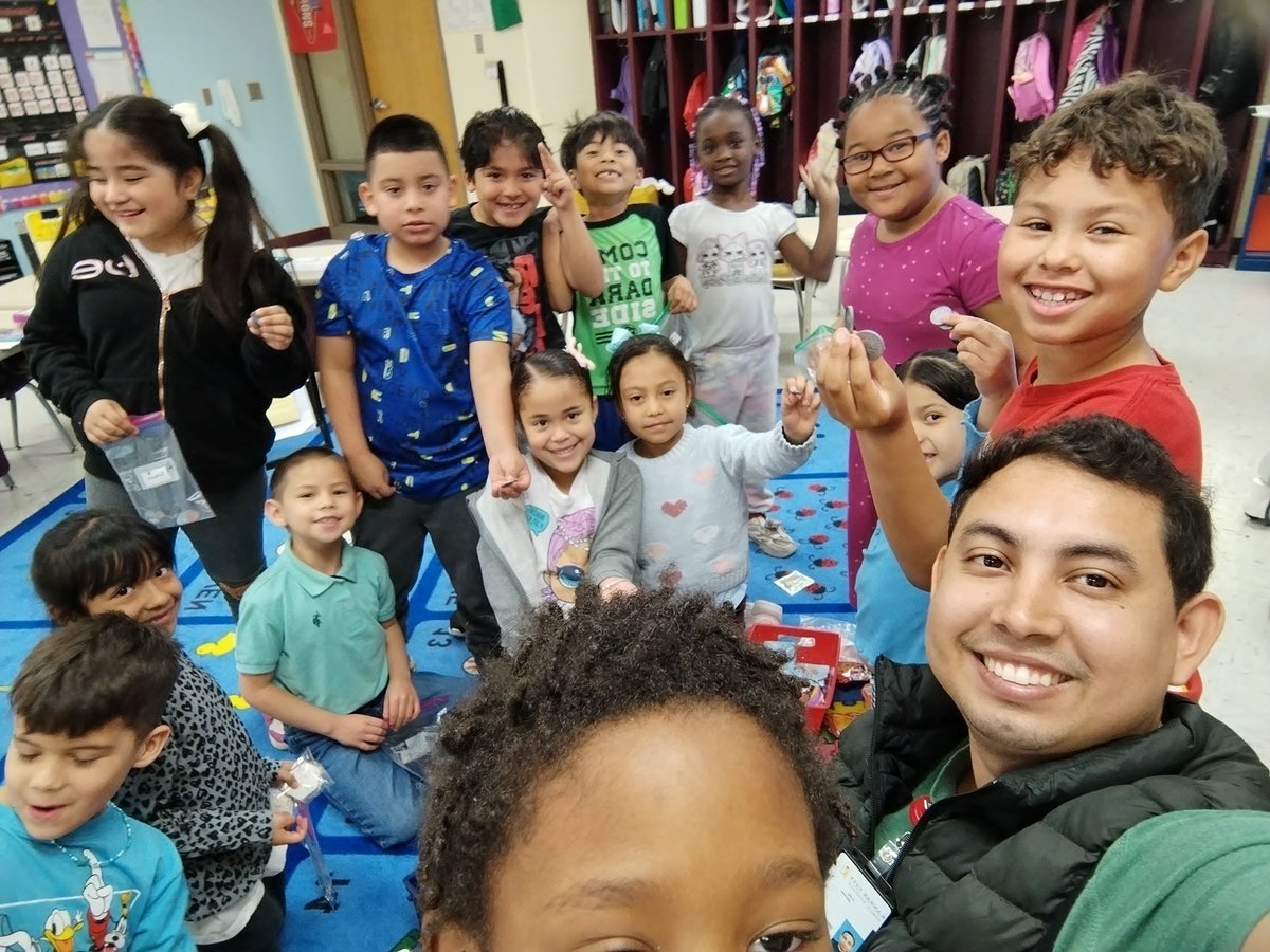 Our first graders have been learning how to count money working with word problems all week. Mr. Jaimes made it into real world learning by having a class store that students could purchase things with their "money" and practice counting and making change!