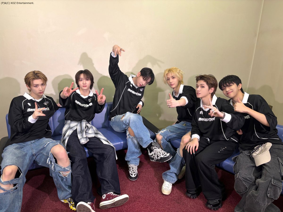 .<a href="/BOYNEXTDOOR_twt/">BOYNEXTDOOR_twt</a> "Never Loved This Way Before" OST has entered FLO Chart TOP 100 at #94!

#BOYNEXTDOOR #보이넥스트도어