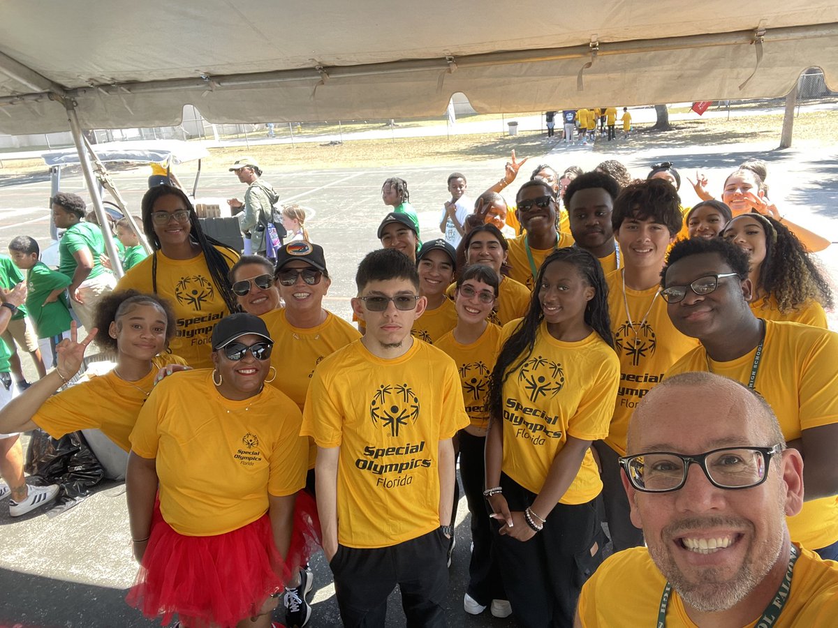 Principal Fatout (@flanaganhigh1) on Twitter photo Congratulations National Honor Society on hosting Broward Schools Elementary students during today’s Special Olympics. Our Falcon Pride, Falcon Nation, and One Flanagan Family values were evident as over 200+ Flanagan students volunteers assisted the athletes. <a href="/HowardHepburn/">Howard Hepburn</a> Congratulations National Honor Society on hosting Broward Schools Elementary students during today’s Special Olympics. Our Falcon Pride, Falcon Nation, and One Flanagan Family values were evident as over 200+ Flanagan students volunteers assisted the athletes. <a href="/HowardHepburn/">Howard Hepburn</a>