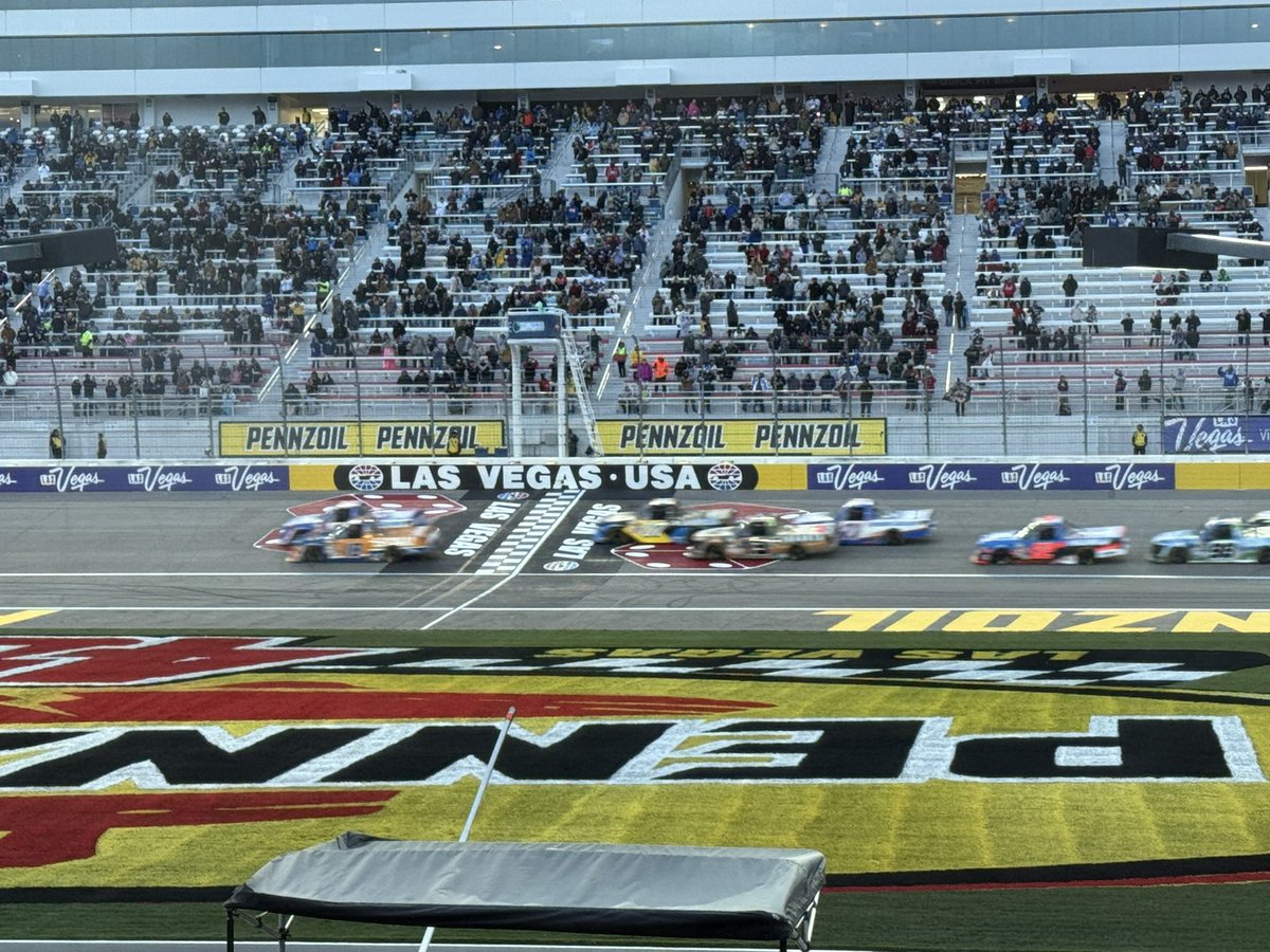 Jeff Gluck tweet media