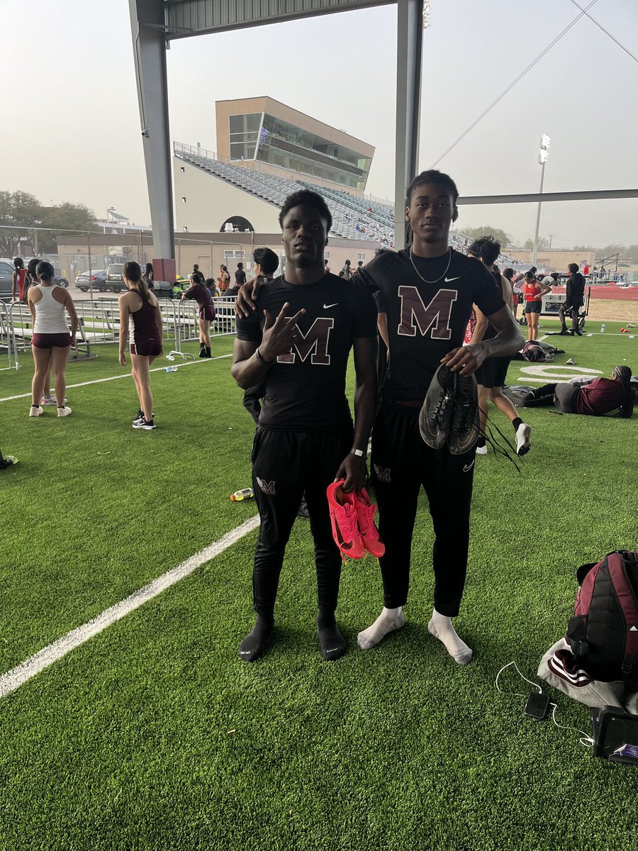 Coach Johnson (@coachdjohnson_1) on Twitter photo <a href="/lockdowndavid/">David Okorie</a> and <a href="/StetronHill/">Stetron Hill</a> both ran PRs today in the 400.
49.53 and 50.24 respectively. <a href="/lockdowndavid/">David Okorie</a> and <a href="/StetronHill/">Stetron Hill</a> both ran PRs today in the 400.
49.53 and 50.24 respectively.