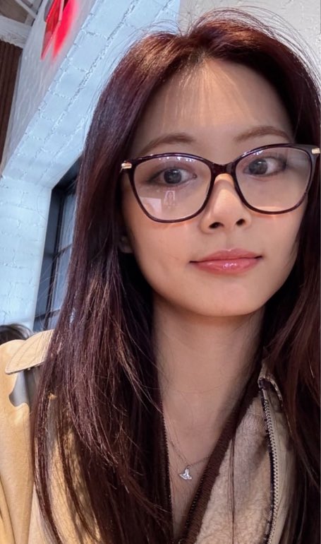 tzuyu pics tweet media