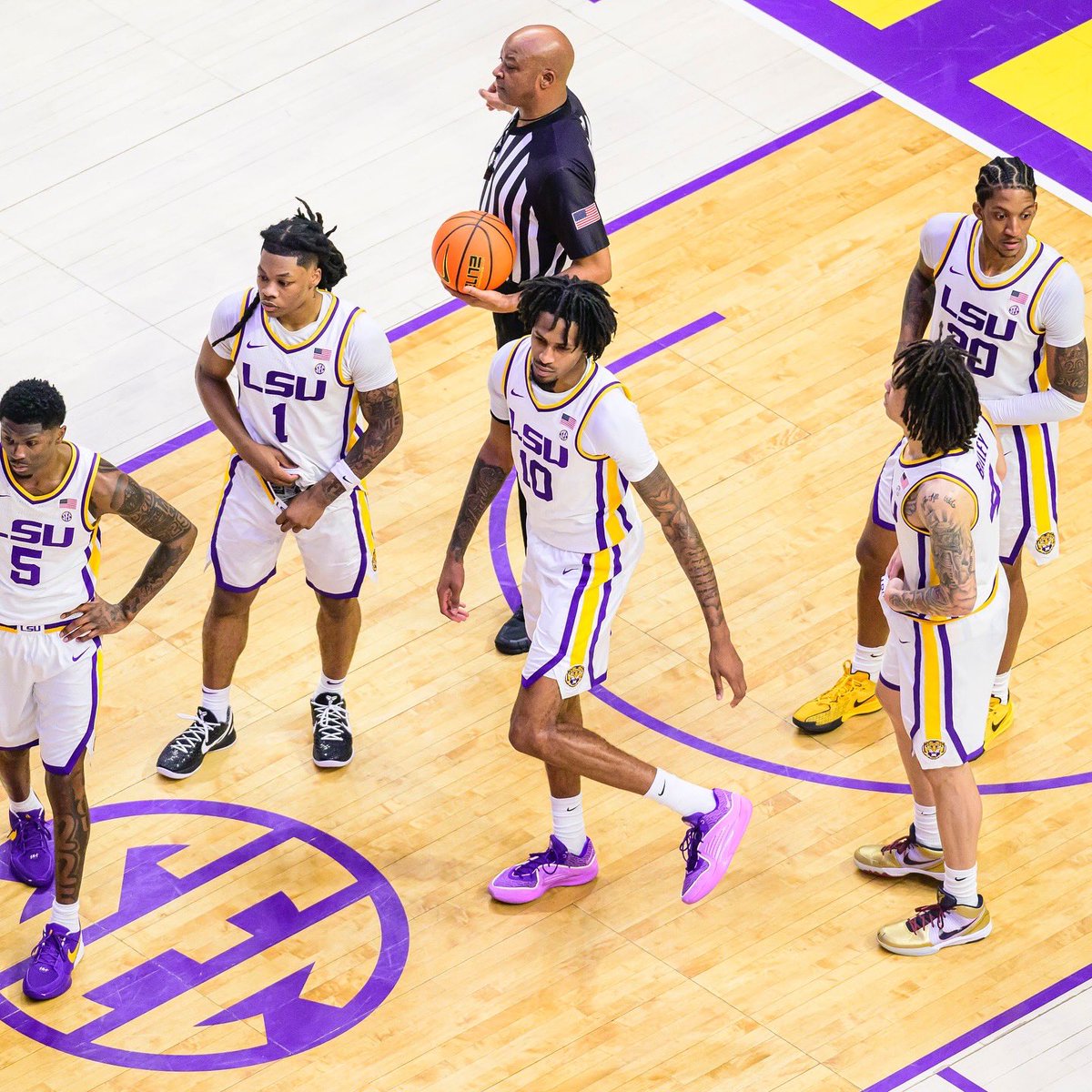 🫶🏽 💜 💛 ✌🏽