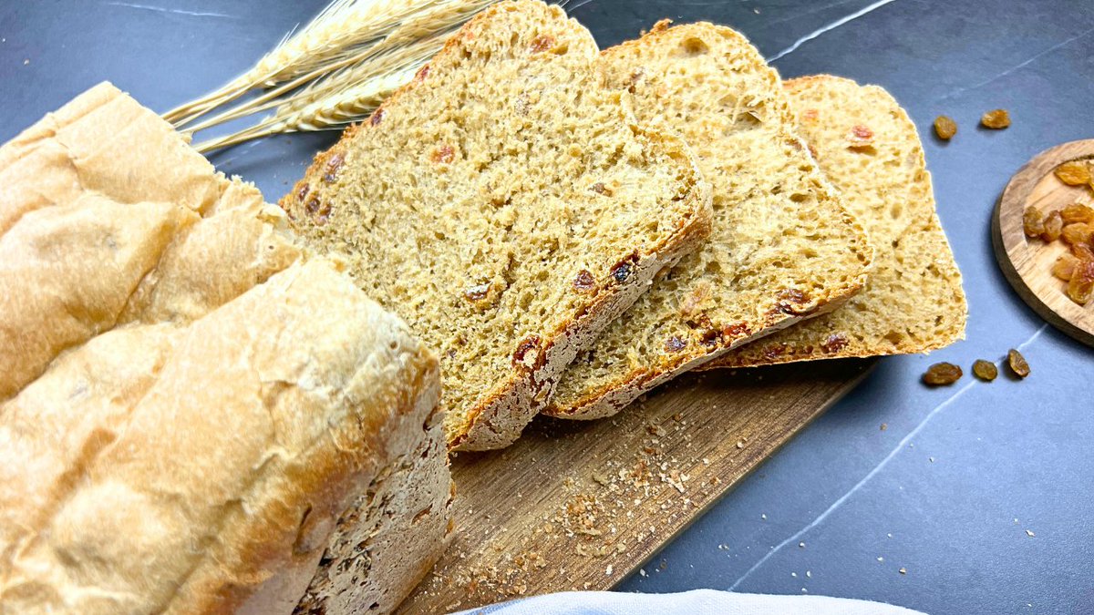 FoodHow2's tweet image. 👉 Moist Fruity Malt Loaf: youtu.be/oxksjq4fGPE

#breadmaker #breadmachine
