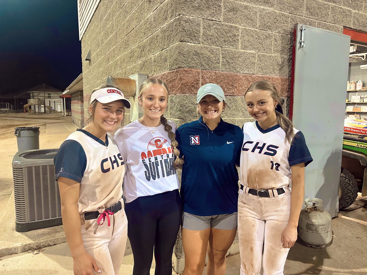 Alabama Kraze 16U (@alkraze16u) on Twitter photo Missing a few, but got to watch some Kraze girls get after it today! Can’t wait for summer!
#RecruitKraze <a href="/mycahbethray8/">Mycah Beth Ray</a> <a href="/Devyn_Green2027/">Devyn Green</a> <a href="/annaclaire62/">Anna Claire</a> <a href="/clwillis20/">Catherine Willis</a> <a href="/ALKrazeSB/">AL Kraze Softball</a> Missing a few, but got to watch some Kraze girls get after it today! Can’t wait for summer!
#RecruitKraze <a href="/mycahbethray8/">Mycah Beth Ray</a> <a href="/Devyn_Green2027/">Devyn Green</a> <a href="/annaclaire62/">Anna Claire</a> <a href="/clwillis20/">Catherine Willis</a> <a href="/ALKrazeSB/">AL Kraze Softball</a>