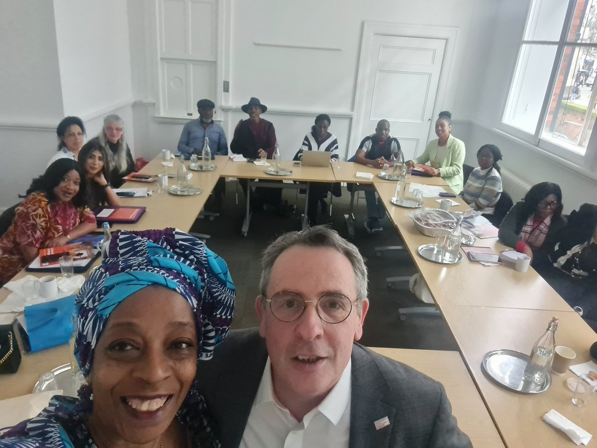 Action Learning Leadership programme engaging in a round table discussion with <a href="/GoodEmpCharter/">Greater Manchester Good Employment Charter</a> 
Discussed their leadership style being Transactional. Why a Charter. How do they embed good Values, leadership &amp; culture. What does "Good" look like. Fantastic discussion 👏