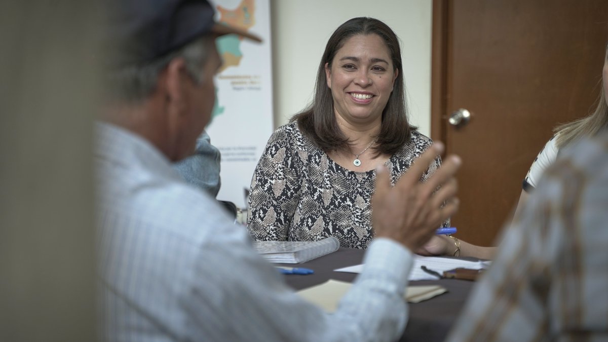 VeroJimenezV's tweet photo. Gracias a @VizcainoHuerta por su gran labor como enlace con las comunidades Náhuatl. Su trabajo ha sido fundamental para seguir fortaleciendo la propuesta de reforma a la ley en materia de derechos indígenas. https://t.co/h0mRZ7yGSA