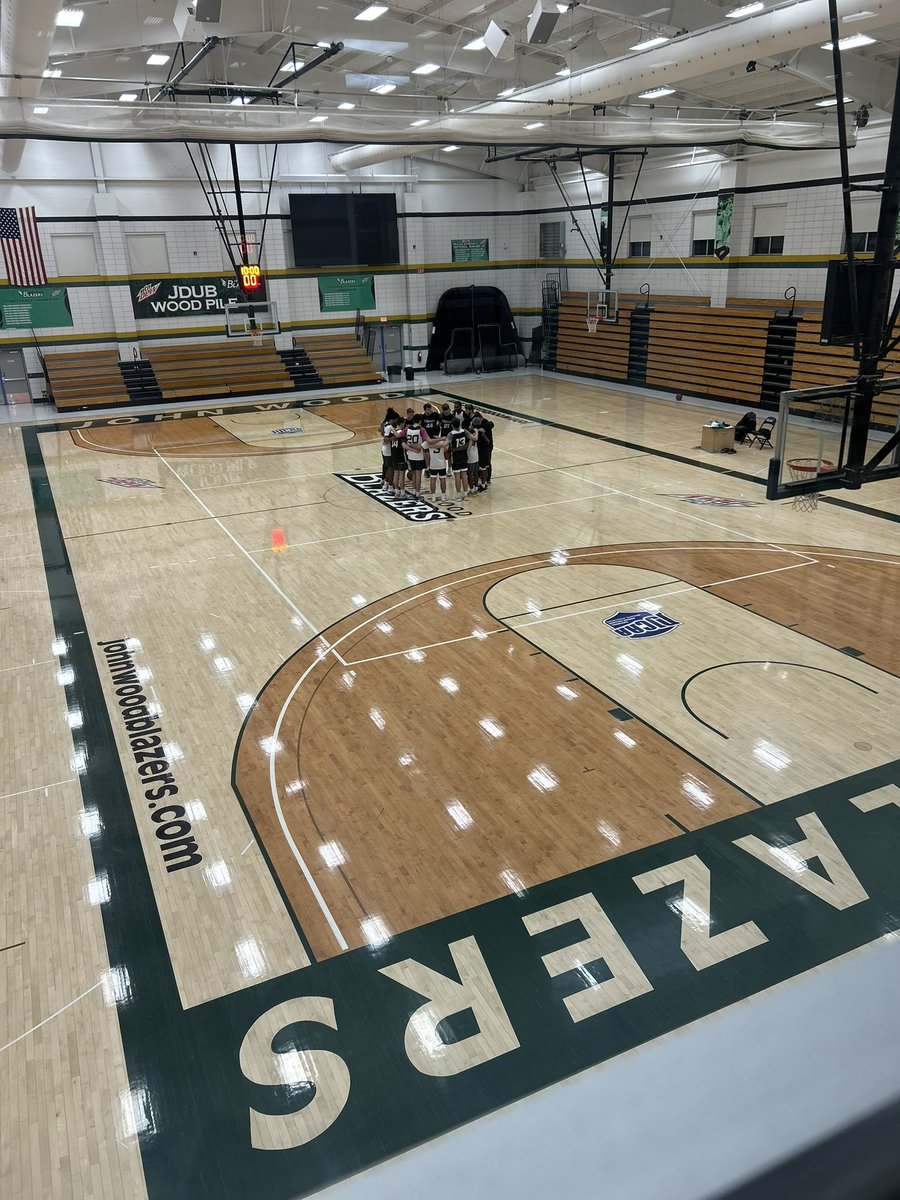 Year 1 ✅

A learning experience for sure. We were able to lean into our group and figure out how to win ball games down the stretch. The fellas accepted a 1st year coach with grace and understanding, and allowed me to start finding my way — and for that I will forever be