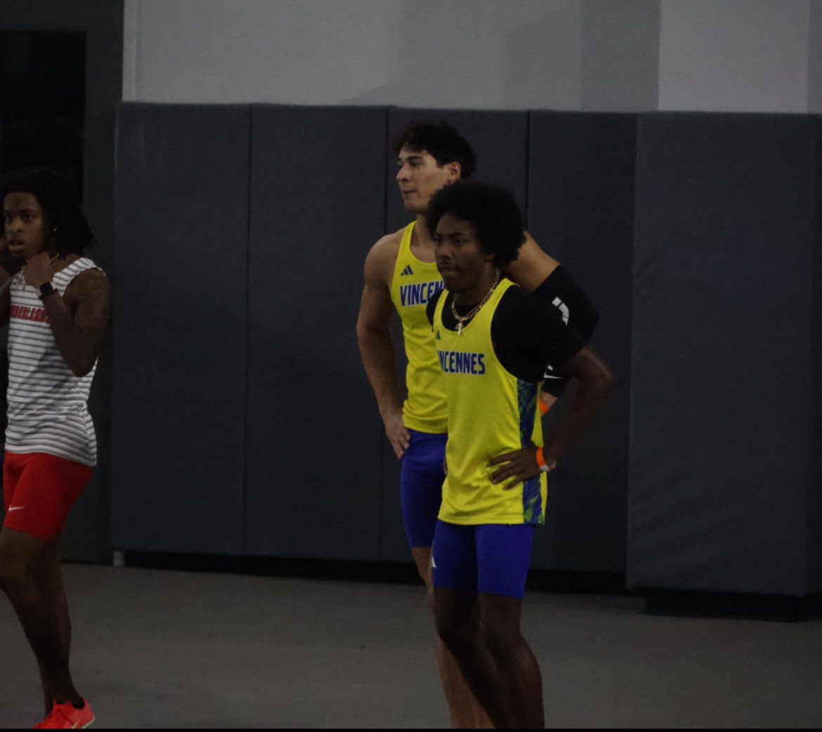 AadenMapp12's tweet photo. first collegiate indoors✅
blessed to be able to continue running at this level 
PRs
60m: 7.43
200m: 23.91 
let’s get to work this outdoor☝🏾 https://t.co/SGaflN56Pu