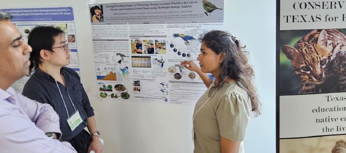 Congrats to <a href="/DilekaKARIYAWA3/">Dileka Kariyawasam</a> for presenting her avian #migration research at the Texas Biodiversity Symposium 2025 - Rice University!
<a href="/UTRGVResearch/">UTRGV Division of Research</a> <a href="/UTRGVCOS/">UTRGV College of Sciences</a> <a href="/UTRGVNewsroom/">Newsroom at UTRGV</a>