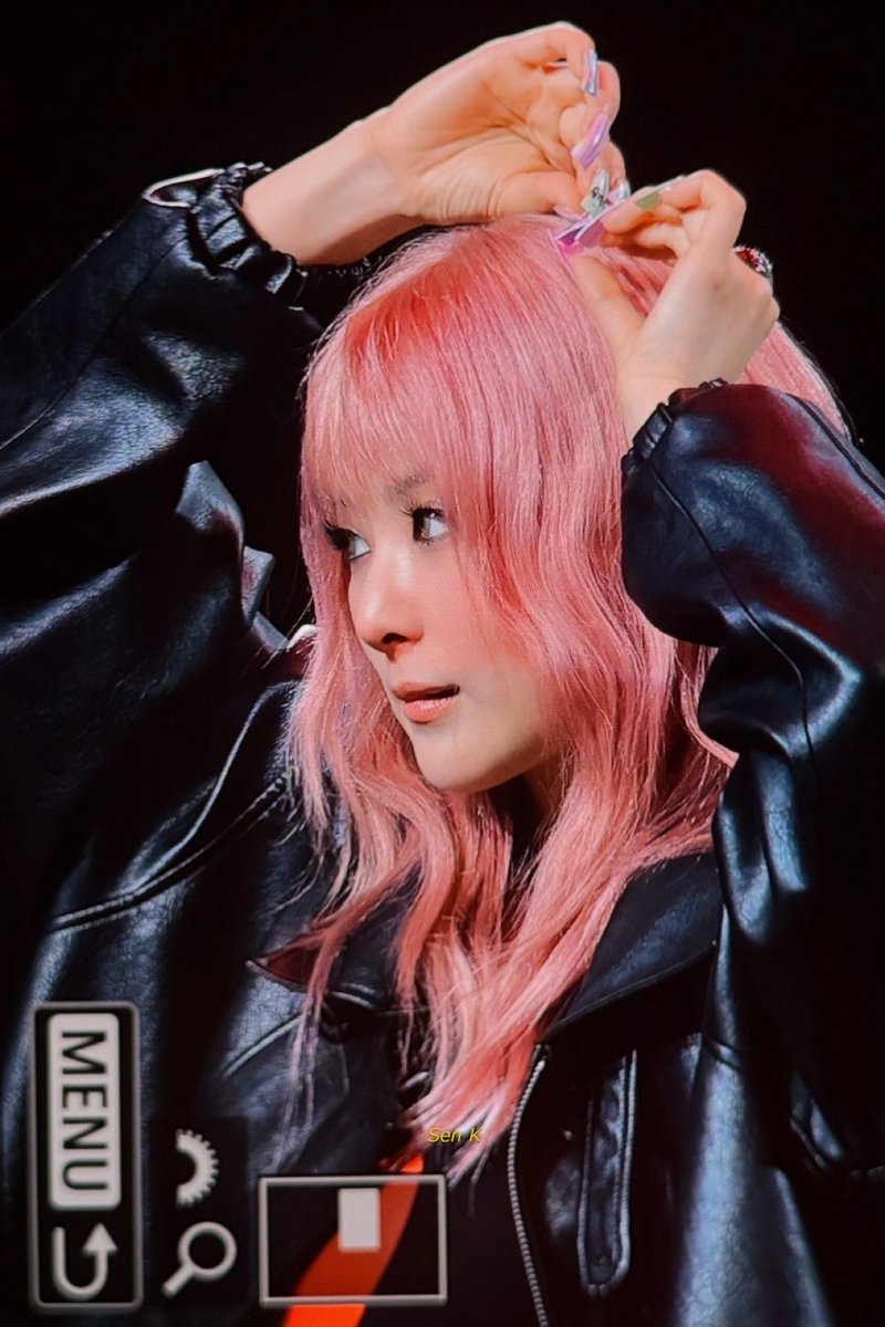 sensible_k's tweet photo. 250315 음악중심 미팬 #SEULGI #슬기
#BabyNotBaby #SEULGI_BabyNotBaby https://t.co/h0x3BkogkV