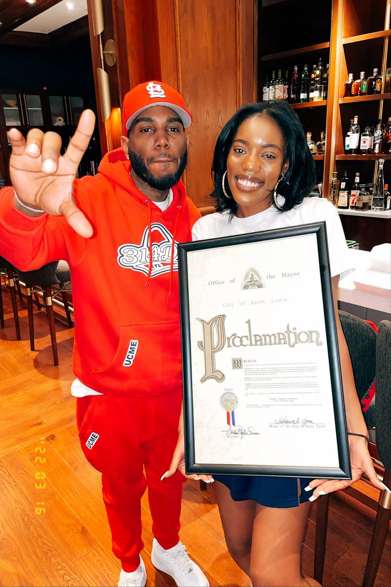 NOPussBoys_'s tweet image. Anyway, Happy #314Day &amp;amp; Mind the broke ass business that pays you elsewhere ⚜️