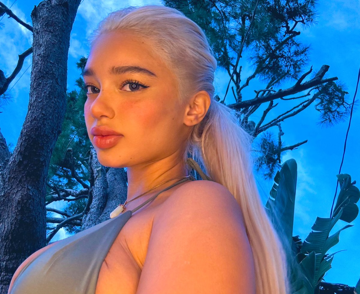 ᵕ̈♡︎ (@pasabist) on Twitter photo 