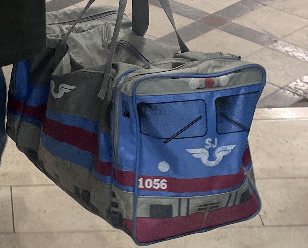 Max V Karlsson tweet media