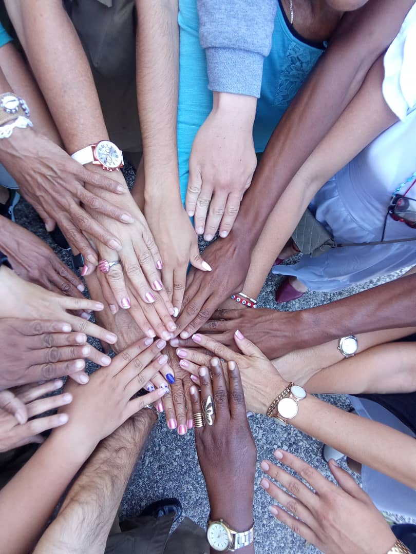 No es que seamos muchos. Es que somos solo uno.
Somos <a href="/LogVanguardia/">Logística de Vanguardia</a> , somos #Cuba 🇨🇺