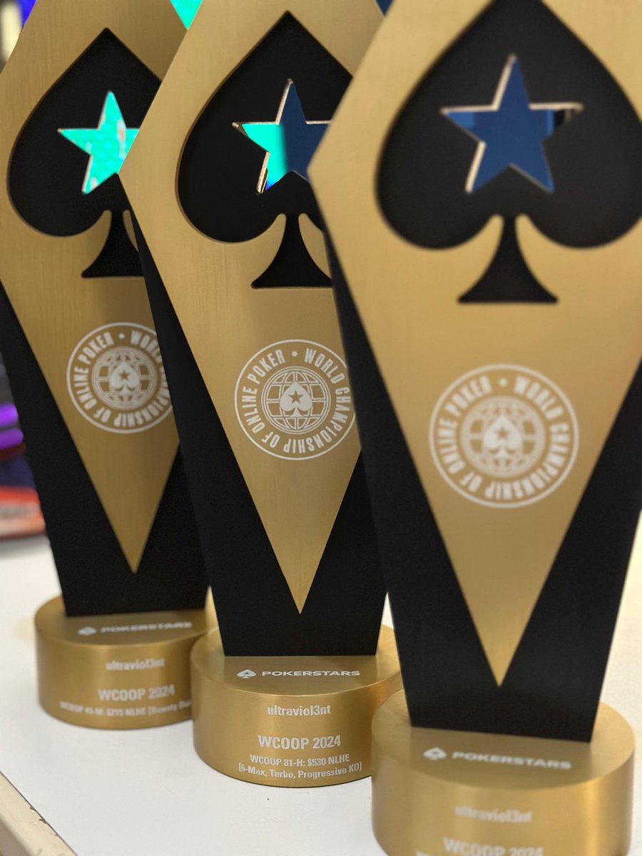 ultraviol3nt's tweet photo. Llegaron los tres! Felicidad absoluta!!! https://t.co/3xNVqMH4eI