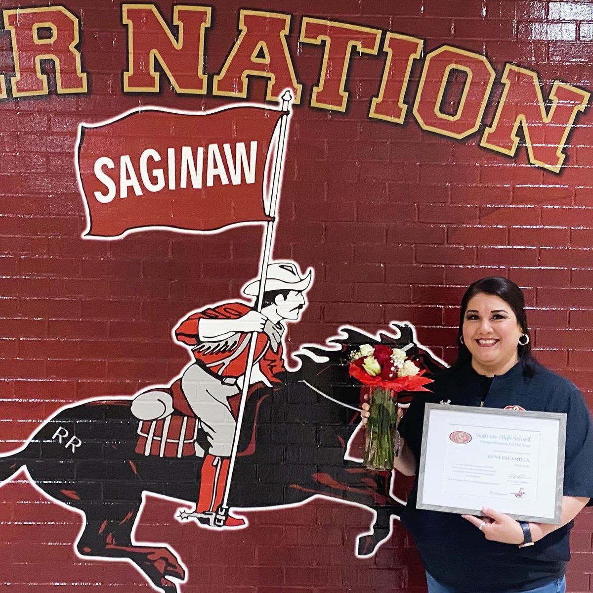 saginawhstx's tweet photo. Congrats to our Rough Rider Employees of the Year 🎉❤️💛👏🏼
❤️ Heather McFarland, SHS Teacher of the Year
💛 Jorge Soto, SHS Auxiliary Employee of the Year
❤️ Rena Escamilla, SHS Paraprofessional of the Year
💛 Dr. Cynthia Webber, SHS Professional of the Year https://t.co/buSEN0Z9Kd