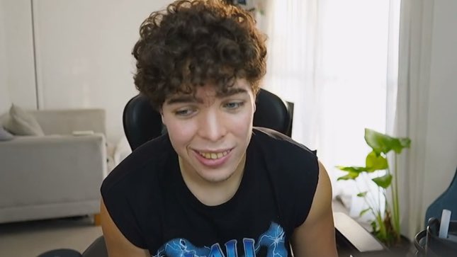 “Are you lost babygirl?”
<a href="/Juanicar2/">Juanicar</a>