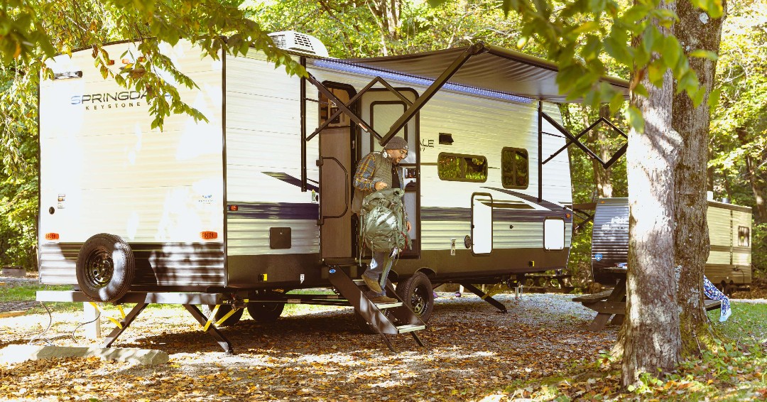 LerchRV's tweet photo. 14.7M Americans plan to travel by RV for spring break, with 2/3 of RV owners on the road or renting. Overall, 28.2M intend to take an RV trip this season, signaling a strong start to the travel year. What about your family? #RVTravel #goRVing #rvLife #roadtrip #followthefox https://t.co/vgTmn4UKvI